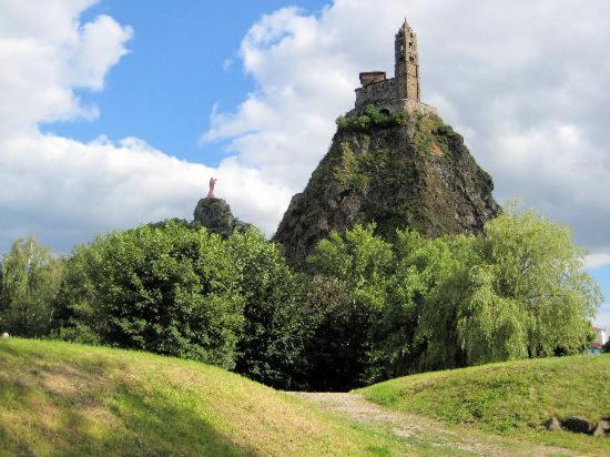 Logis Du Cagaire Leilighet Le Puy-en-Velay Eksteriør bilde